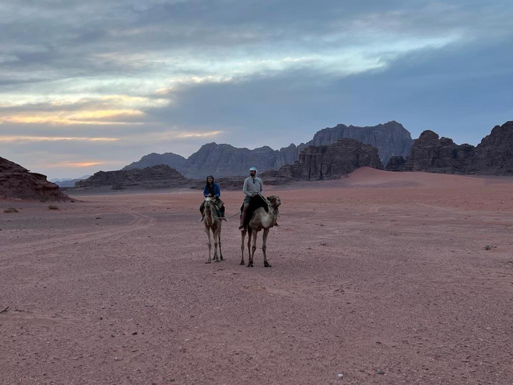 Wadi Rum Sky Tours & Camp Екстериор снимка