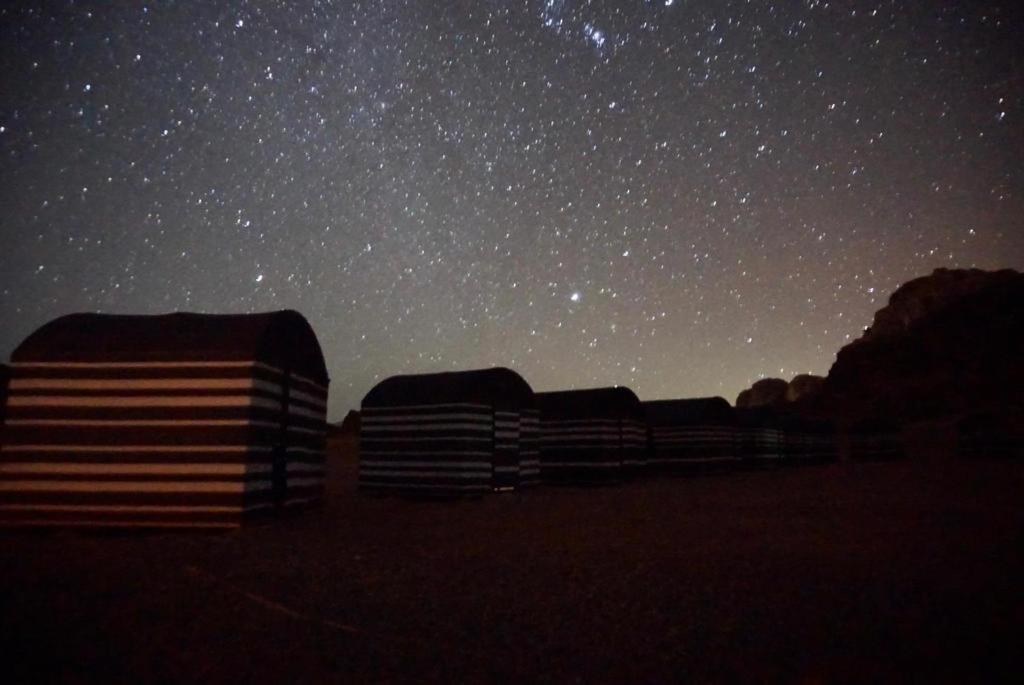 Wadi Rum Sky Tours & Camp Екстериор снимка