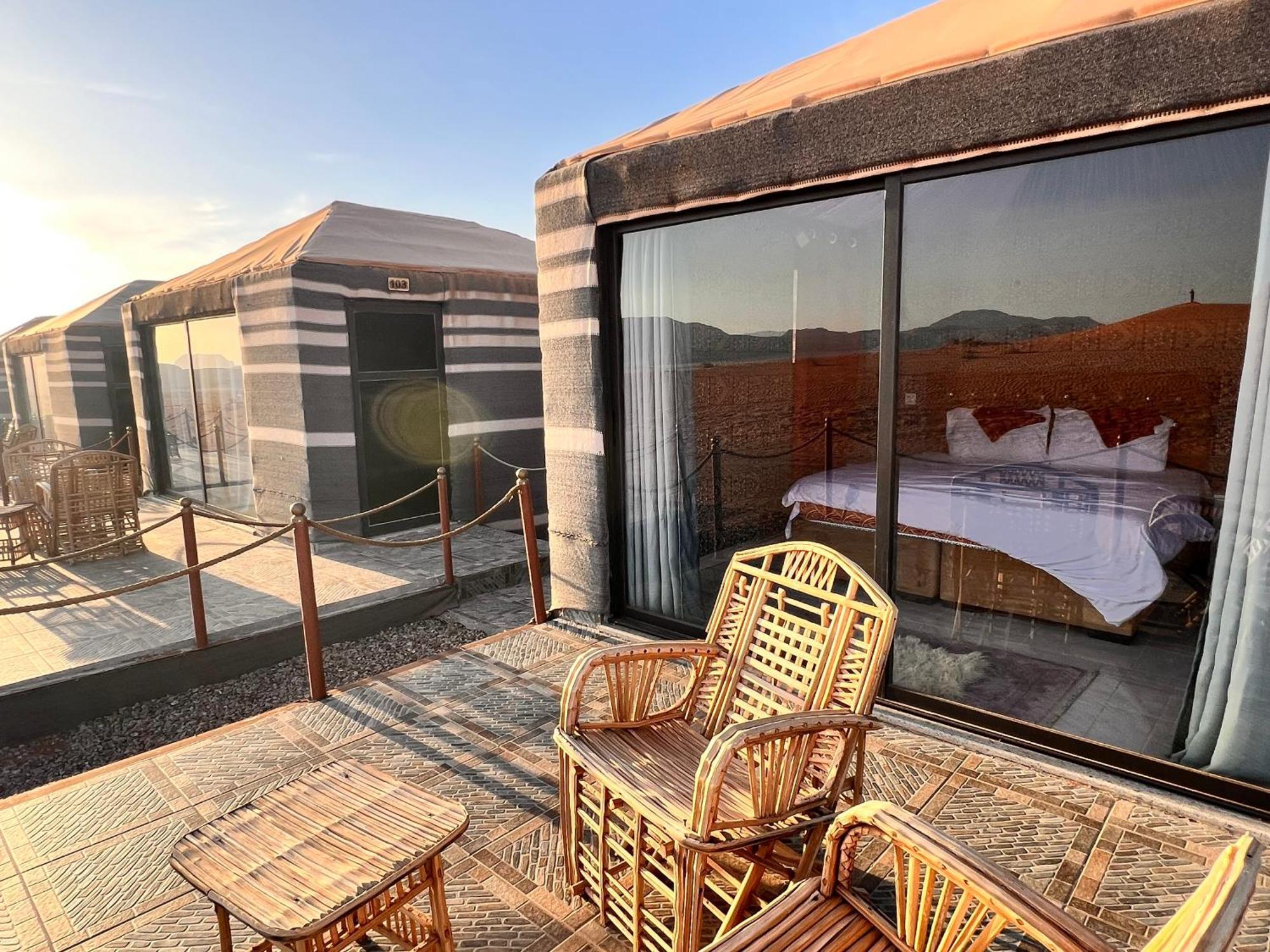Wadi Rum Sky Tours & Camp Екстериор снимка
